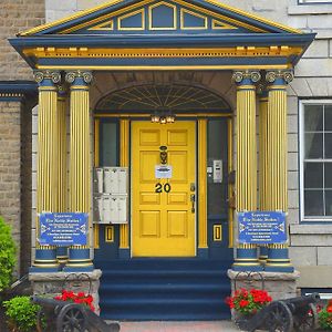 Noble Waterfront Suites Brockville Exterior photo