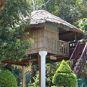 Green Ark Resorts Thekkady Exterior photo