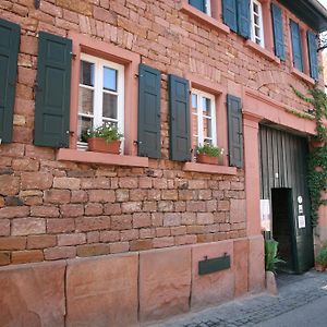 Alter Winzerhof Weisenheim Am Berg E.K. Hotel Exterior photo