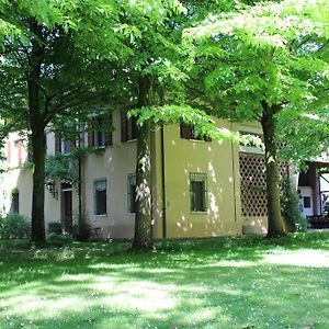 Corte Ginepro Bed & Breakfast Roncoferraro Exterior photo