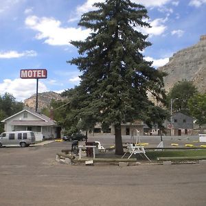 Riverside Motel Helper Exterior photo