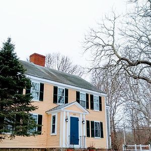 Bursley Manor Bed & Breakfast Barnstable Exterior photo