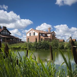 Folwark Milkowiec Villa Golebiewo Exterior photo