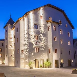 Belvenu Boutique Hotel Glorenza Exterior photo