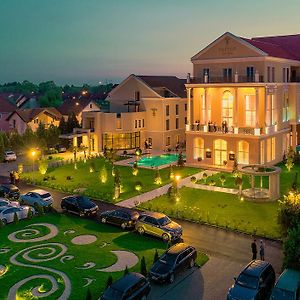 Hotel Tresor Le Palais Timisoara Exterior photo