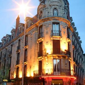 Hotel Et Restaurant Le Regina Le Puy-en-Velay Exterior photo