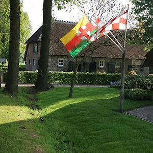 Erfgoed & Logies Den Heijkant Bed & Breakfast Moergestel Exterior photo