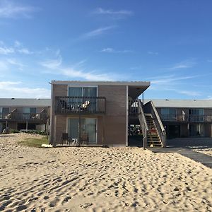 Beachfront White Sands Motel North Truro Exterior photo