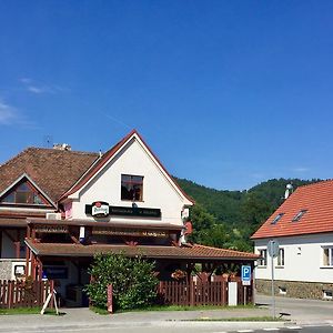 Penzion U Golema Blansko Hotel Exterior photo