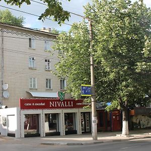 Studio On Main Street Apartment Balti Exterior photo