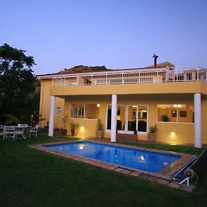 Villa Moringa Guesthouse Windhoek Exterior photo