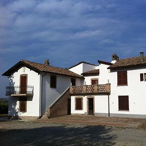 La Locanda Hotel Calvignano Exterior photo