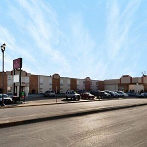 Ramada By Wyndham Yorkton Hotel Exterior photo