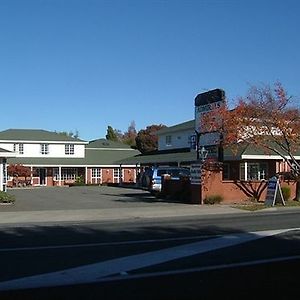 Admirals Motor Lodge Blenheim Exterior photo