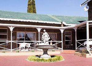 Dara Guest House Trichardt Exterior photo