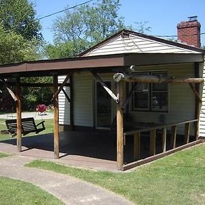 Anvil Campground Hotel Williamsburg Exterior photo