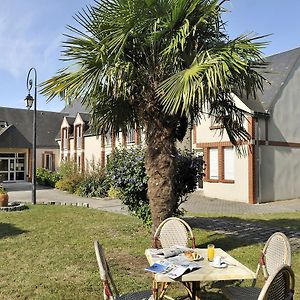 Hotel Du Labrador Saint-Benoit-sur-Loire Exterior photo