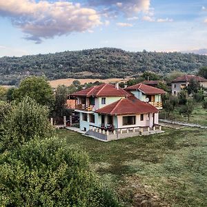 Guest House Villa Bozhenitsa Exterior photo