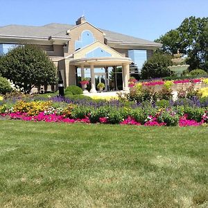 Mill Creek Gardens Bed & Breakfast Winamac Exterior photo