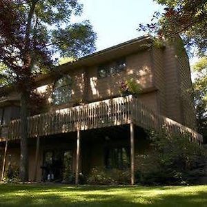 Sand County Vacation Homes Lake Delton Exterior photo