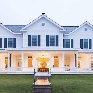 The Quogue Club Hotel Exterior photo