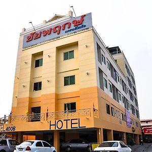 Chaiyaphruk Grand Hotel Nakhon Ratchasima Exterior photo