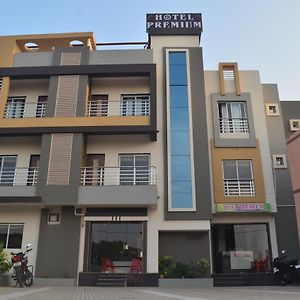 Hotel Premium Diu Exterior photo