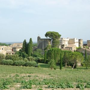 Tour Sarrazine De Montaren Bed & Breakfast Exterior photo