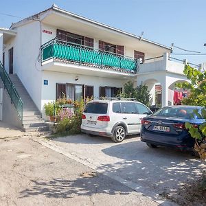 Apartment Vinka Trogir Exterior photo