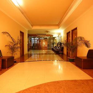 Grand Park Hotel Chittagong Exterior photo