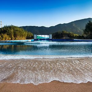 Huangshan Fengda International Hotel Exterior photo