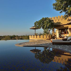 Mihir Garh Hotel Rohat Exterior photo