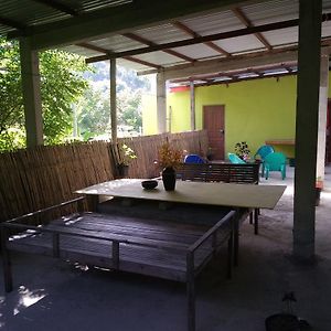 Pulau Weh Sabang Marifi Bed & Breakfast Paya Exterior photo