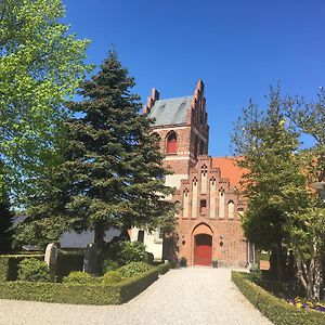 Herstedly Bed & Breakfast Albertslund Exterior photo