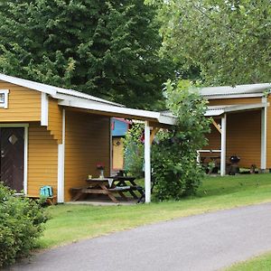 Bjoerkbackens Stugby - Campground Hotel Vimmerby Exterior photo