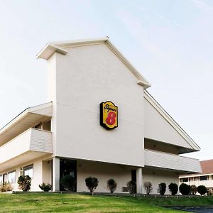 Super 8 By Wyndham Strongsville/Cleveland Exterior photo