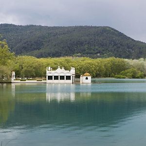 Hotel Mirallac Banyoles Exterior photo