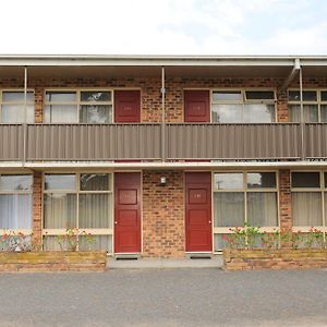 Peninsula Motor Inn Tyabb Exterior photo