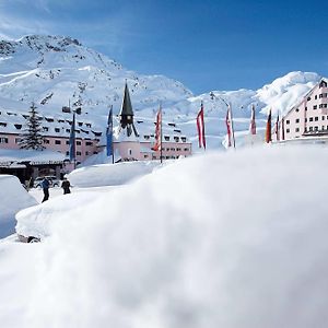 Arlberg Hospiz Hotel Sankt Christoph Am Arlberg Exterior photo