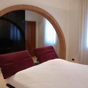 Locazione Turistica Gioia Bed & Breakfast Padova Exterior photo