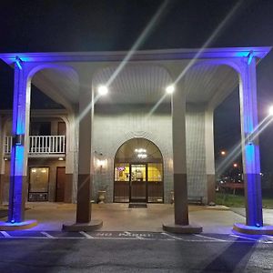 Americas Best Value Inn - Somerset Exterior photo