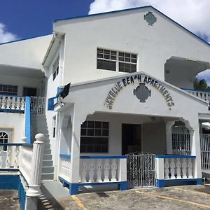 Skyblue Beach Apartments Saint Vincent Exterior photo