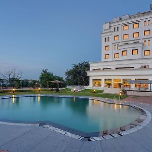 Royal Sarovar Portico Siliguri Hotel Exterior photo