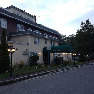 Jones Beach Hotel Wantagh Exterior photo