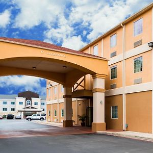 Quality Inn Killeen Near Fort Cavazos Exterior photo