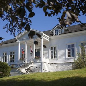 Fjordslottet Hotel Fotlandsvag Exterior photo