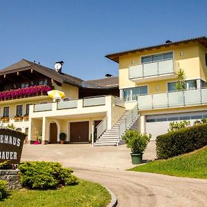 Gaestehaus Stabauer Hotel Mondsee Exterior photo