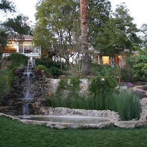 Ojai Retreat & Inn Exterior photo