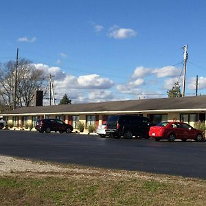 Town And Country Motel Piketon Exterior photo