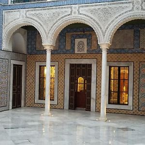 Palais Bayram Hotel Tunis Exterior photo